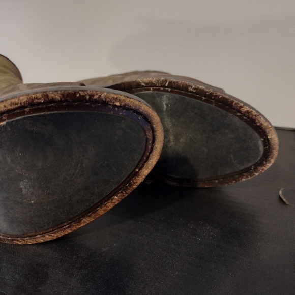 Booties - Picture 4 of 4